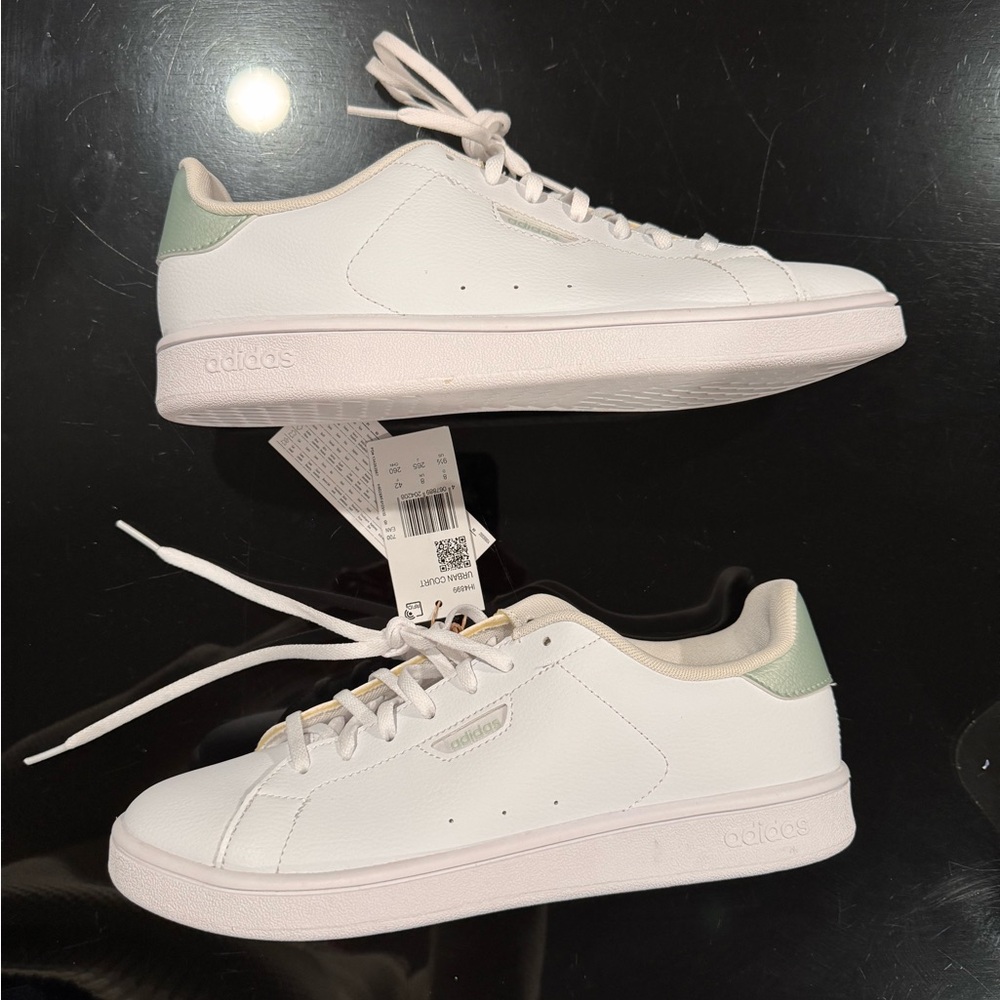 Adidas Urban Court trainers pure white green